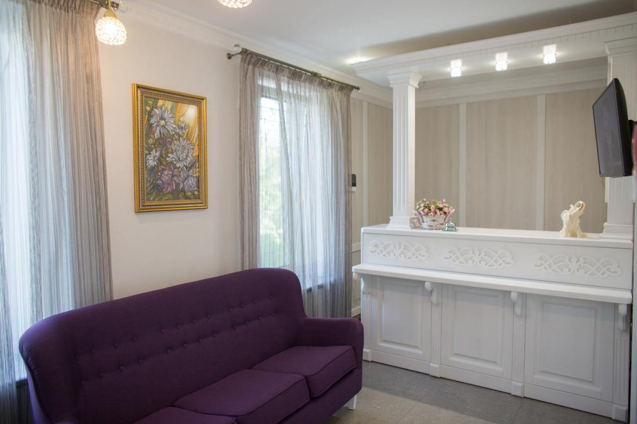 Boutique Hotel Deluxe Kamianets-Podilskyi Ngoại thất bức ảnh